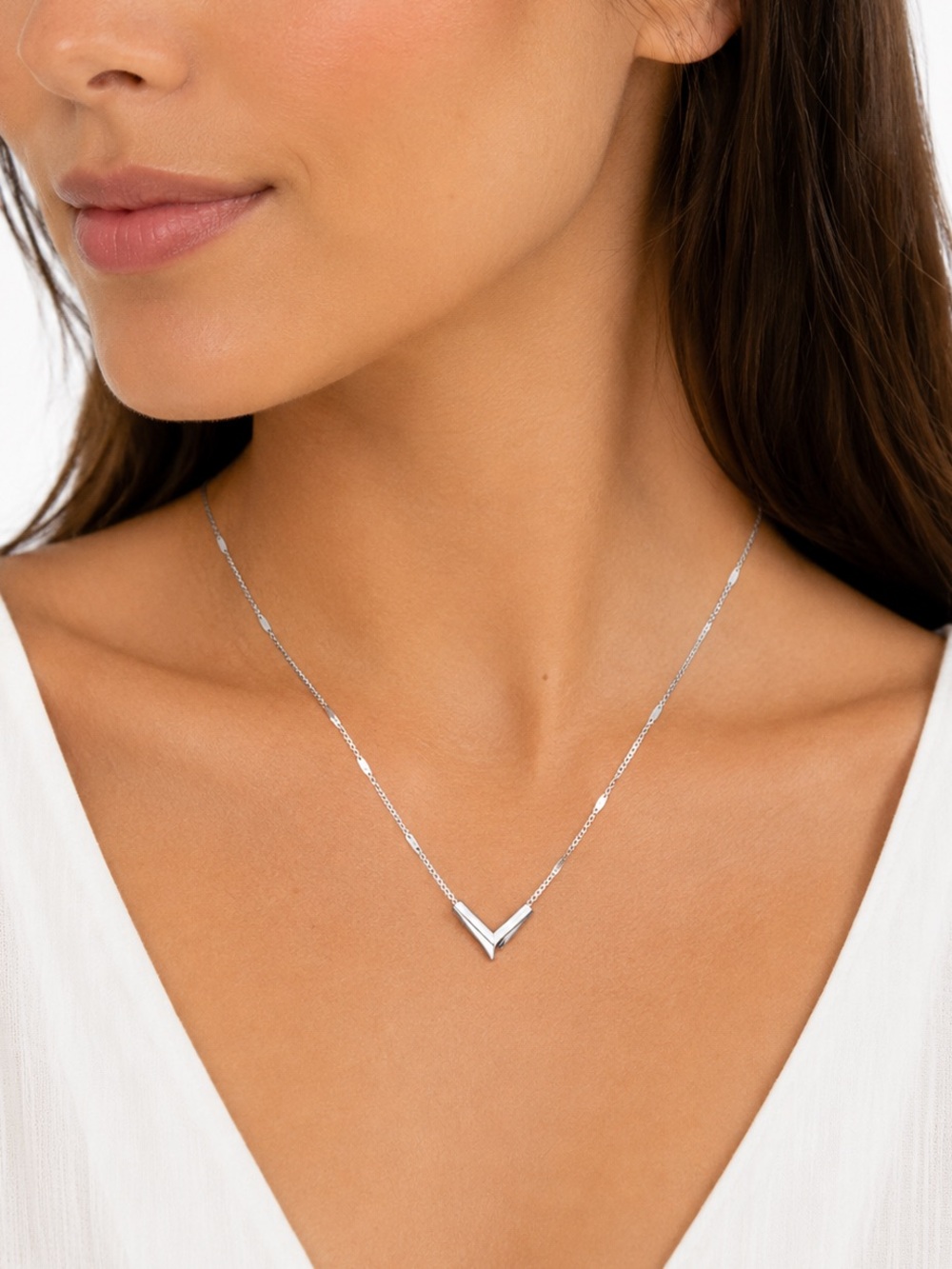 NEW - Silver V-Bar Minimalist Chevron Adjustable Layering Necklace Jewelry